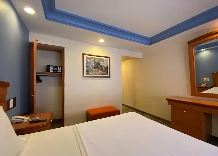 San Diego 3*