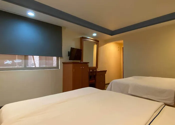 San Diego Hotel 3*