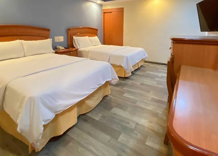 San Diego Hotel 3*