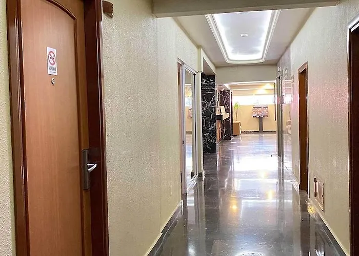 San Diego Hotel 3*
